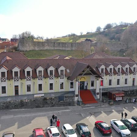 Hotel Hradna Brana Bratislava Extérieur photo