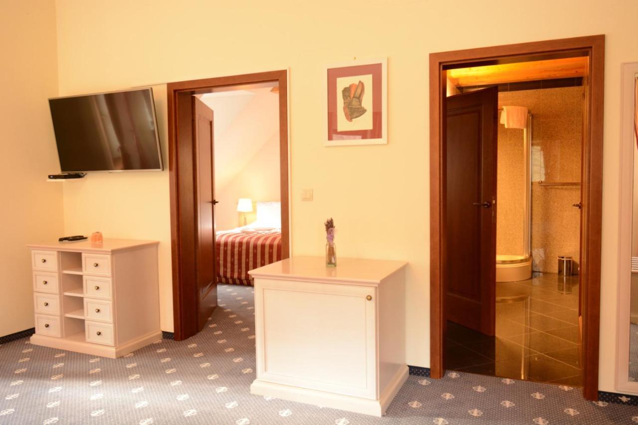 Hotel Hradna Brana Bratislava Extérieur photo