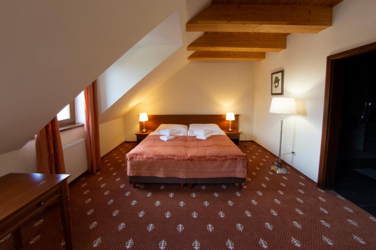 Hotel Hradna Brana Bratislava Extérieur photo