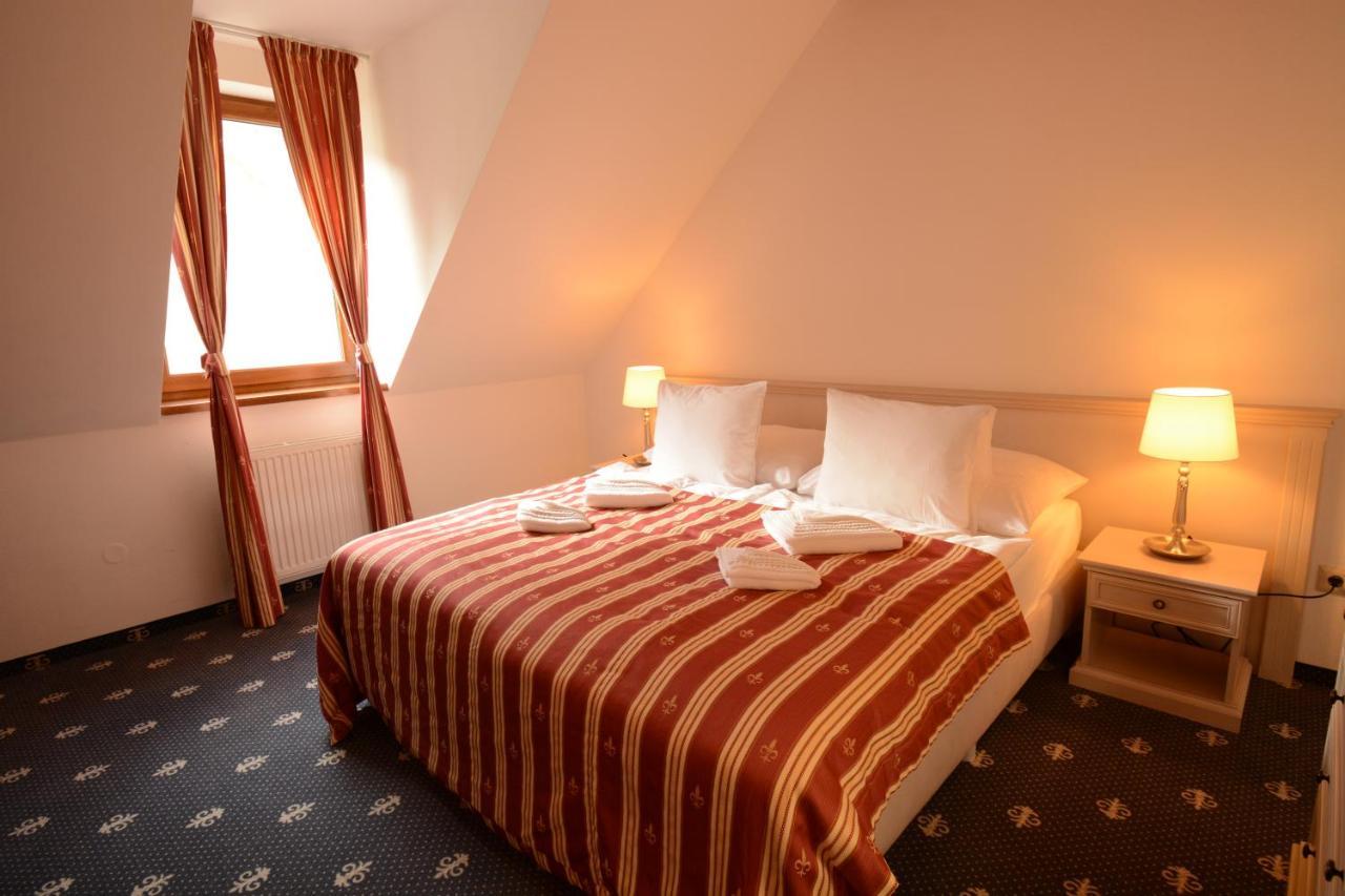 Hotel Hradna Brana Bratislava Extérieur photo