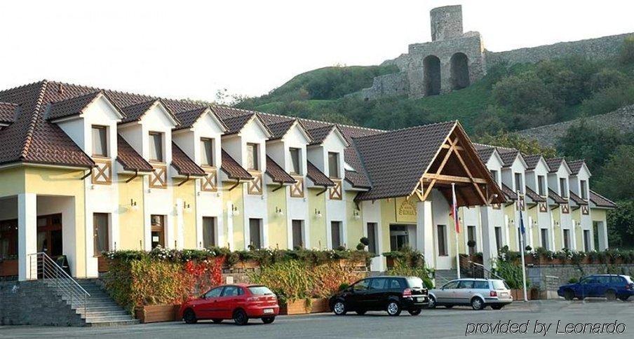 Hotel Hradna Brana Bratislava Extérieur photo